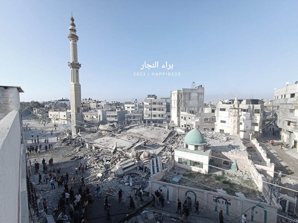 An aerial photograph of the destroyed Al Omari mosque in Jabalia, Gaza.